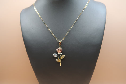 Roses necklace