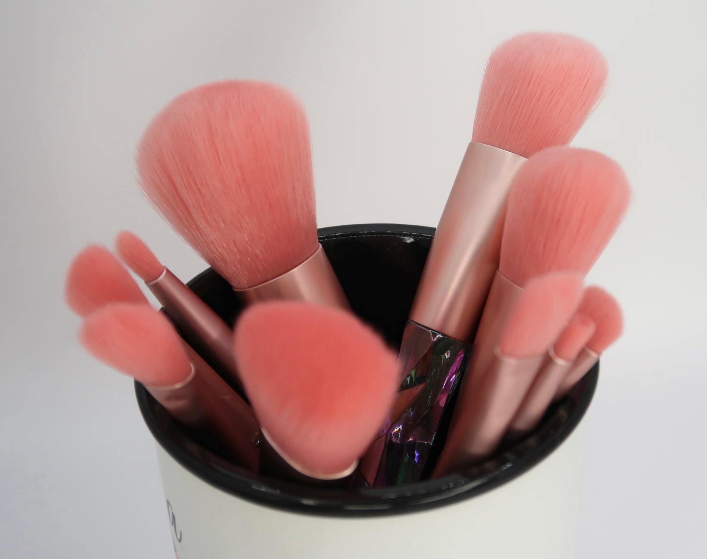 Pink holographic cosmetics 10 brushes