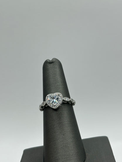 Heart diamond Oval Crystals ring